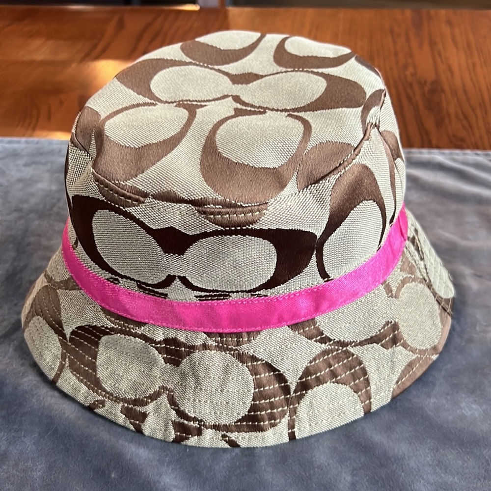 Vintage Coach bucket hat